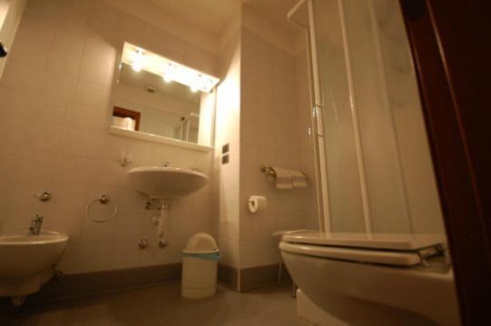 Albergo Ponte Vecchio Cernobbio Szoba fotó